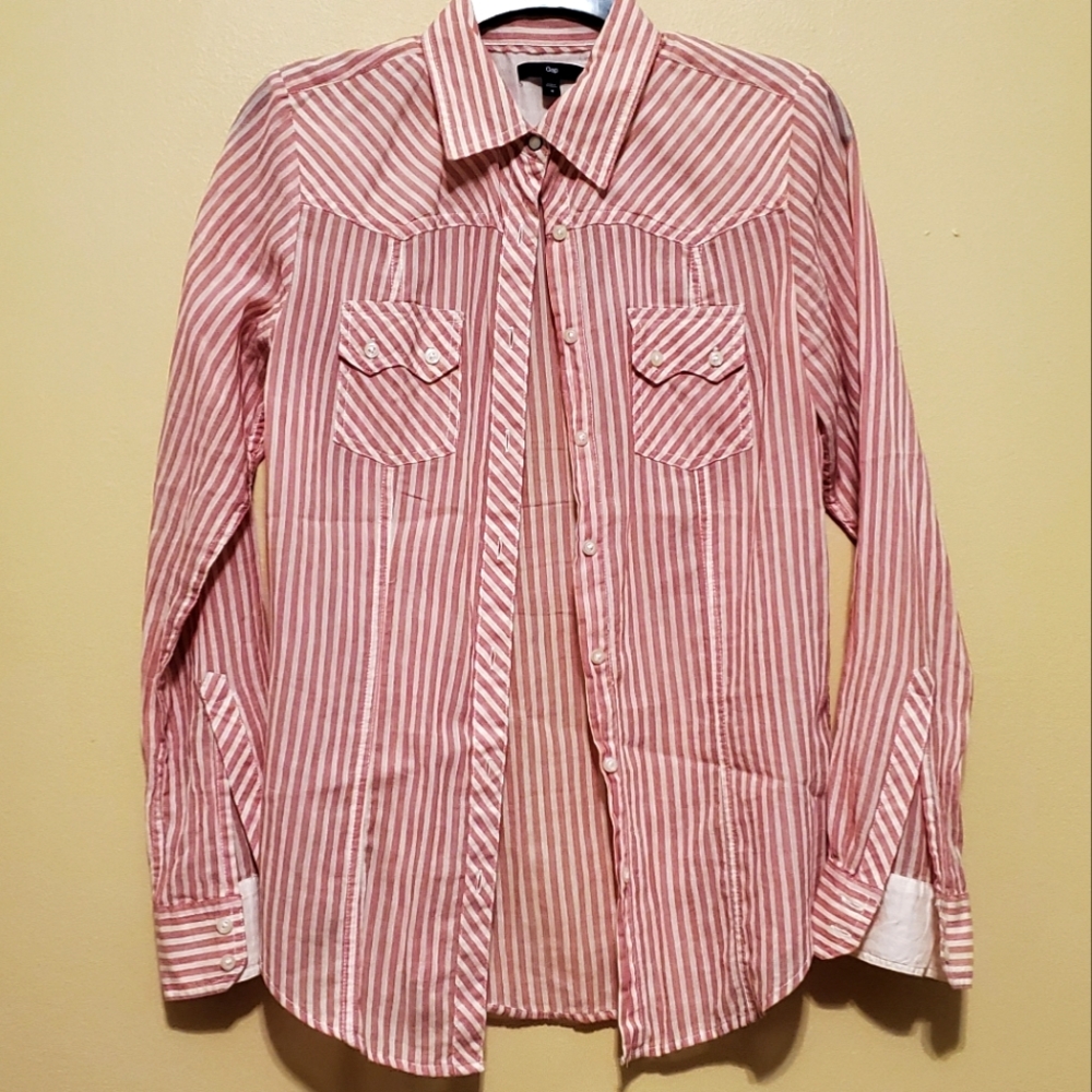 Gap Medium White Coral Striped Button-Down